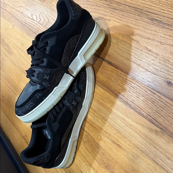 Louis Vuitton Monogram Black Sneakers